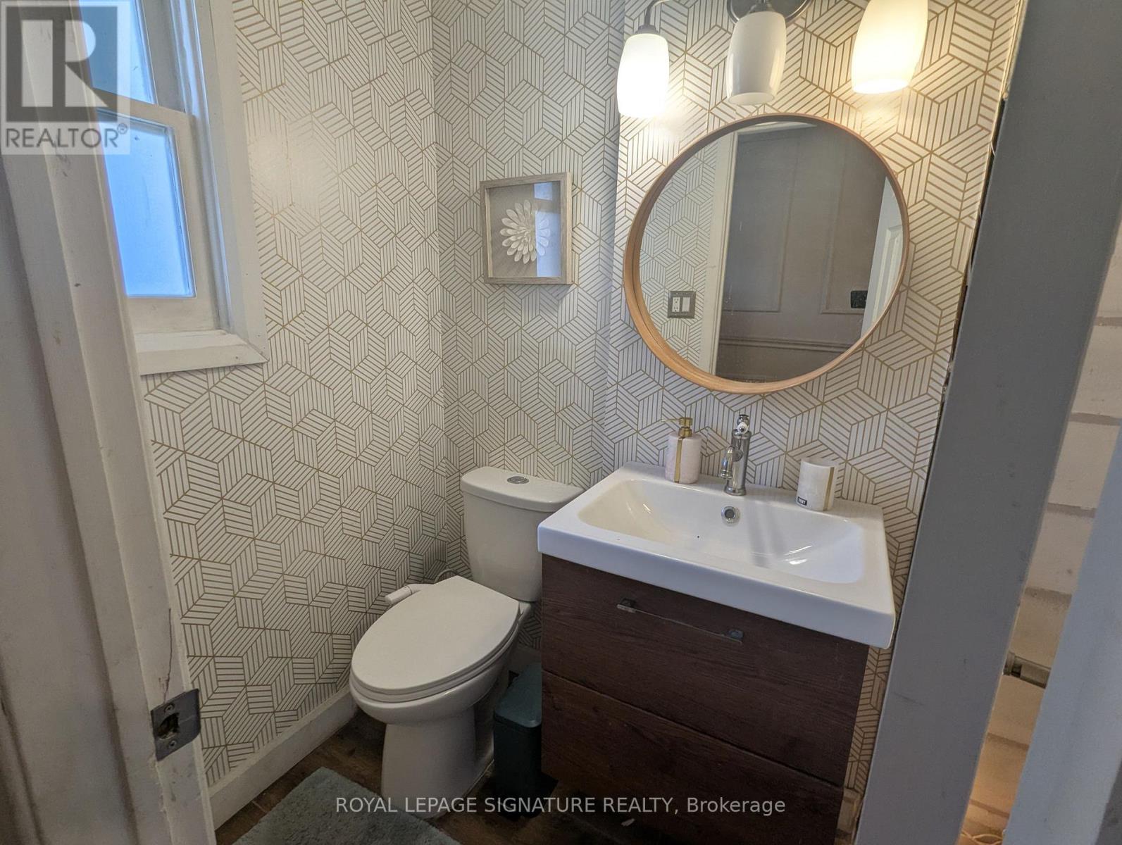 Photo 12 of 40 40 Wild Briarway, Toronto ON