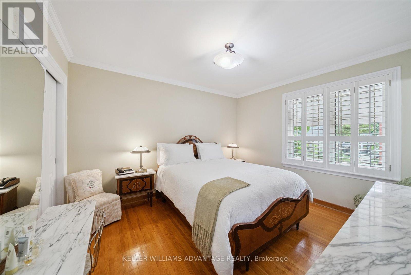 Photo 37 of 1 Montvale Drive, Toronto ON