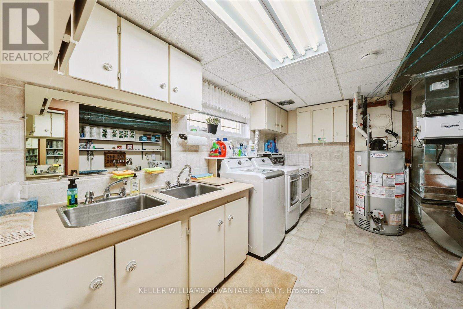 Photo 11 of 1 Montvale Drive, Toronto ON