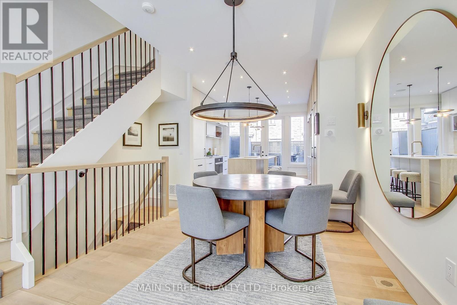 Photo 16 of 27 12 Powseland Crescent, Vaughan ON