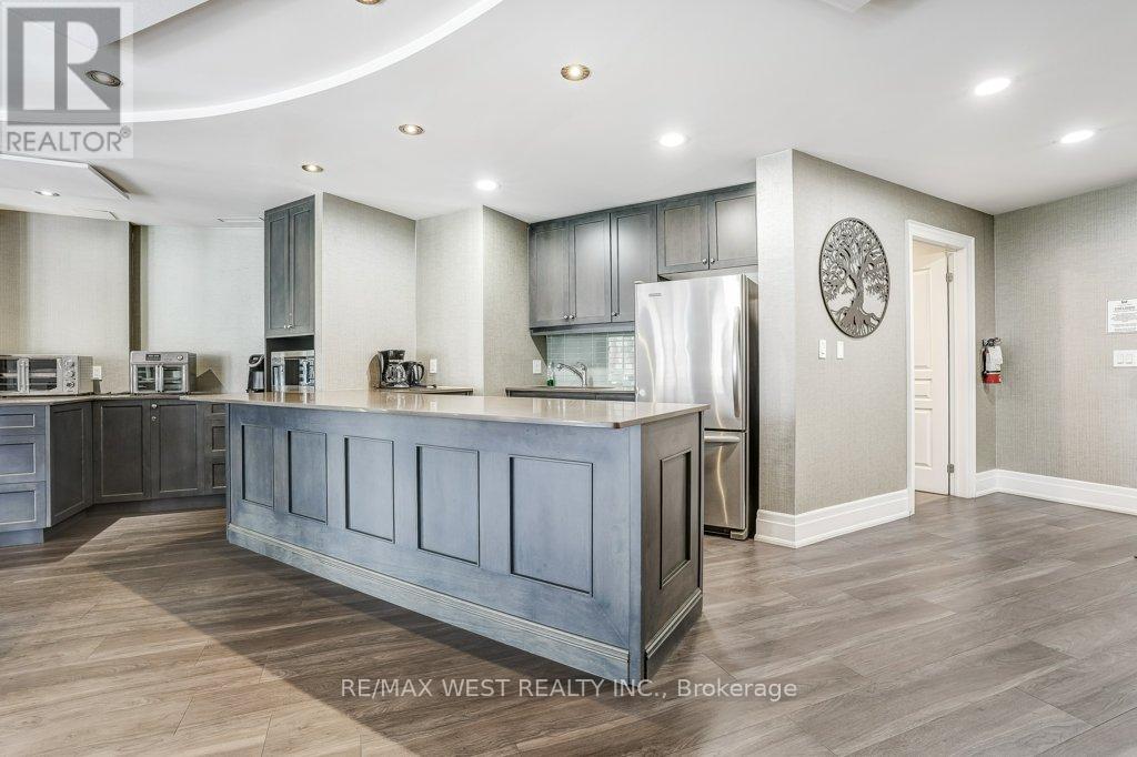 Photo 7 of 404 35 Baker Hill Boulevard, Whitchurchstouffville ON