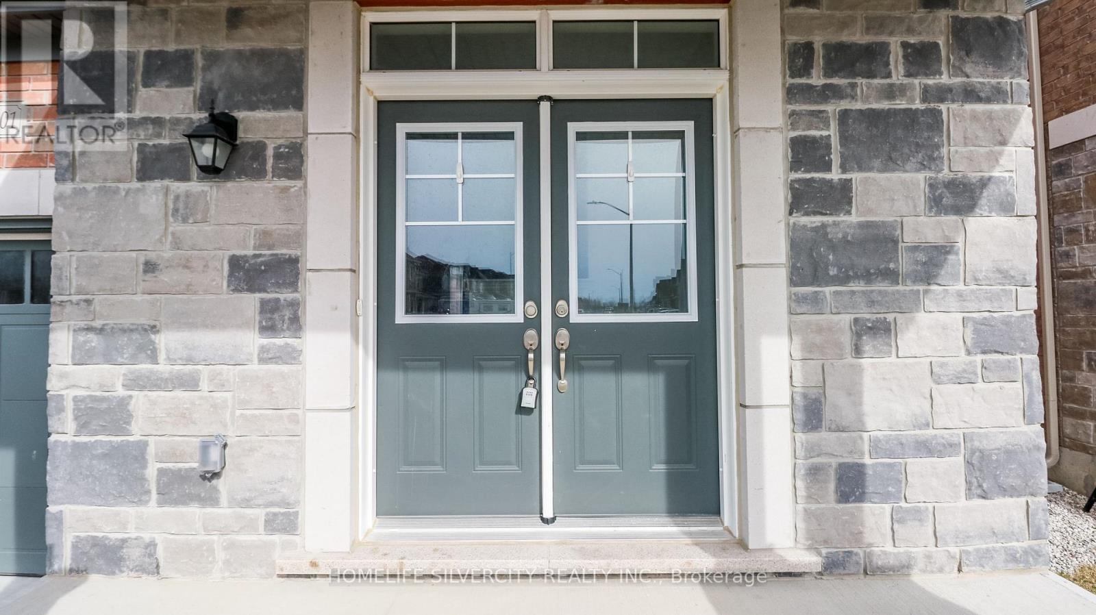 Photo 16 of 2201 Lozenby Street, Innisfil ON