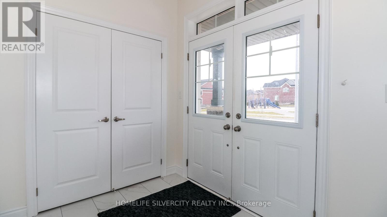 Photo 22 of 2201 Lozenby Street, Innisfil ON