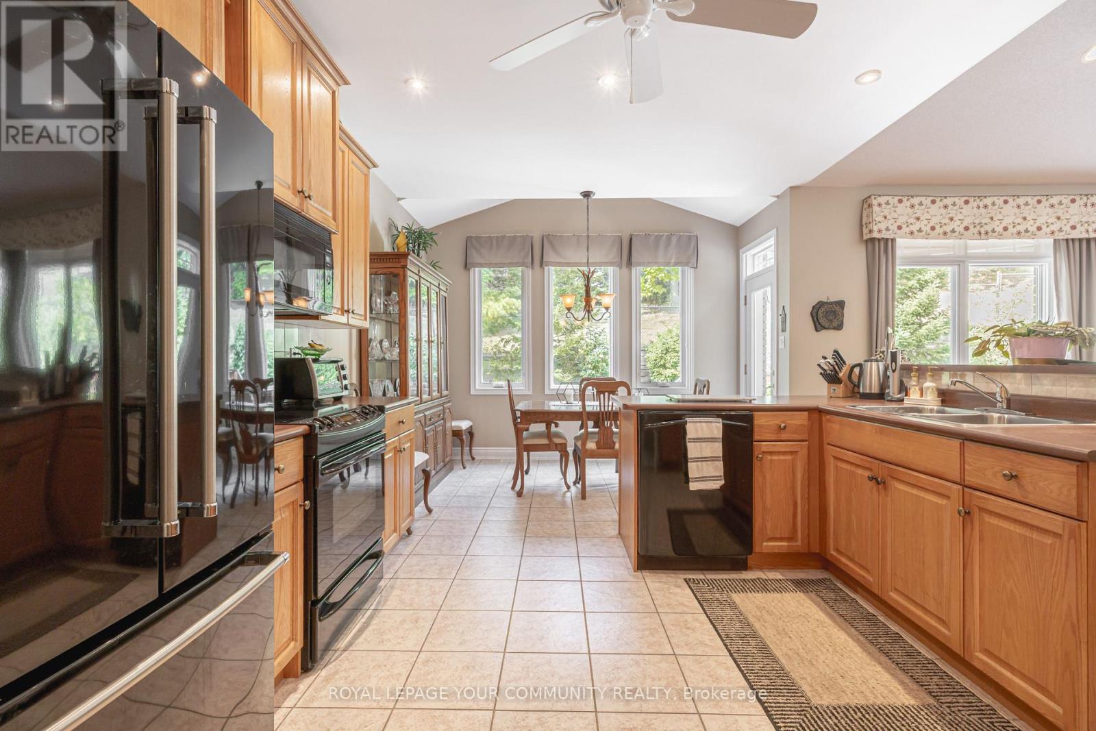 Photo 17 of 17 50 Renaissance Point, New Tecumseth ON