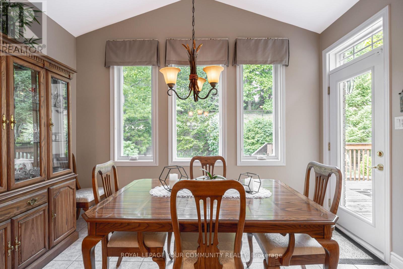 Photo 18 of 17 50 Renaissance Point, New Tecumseth ON