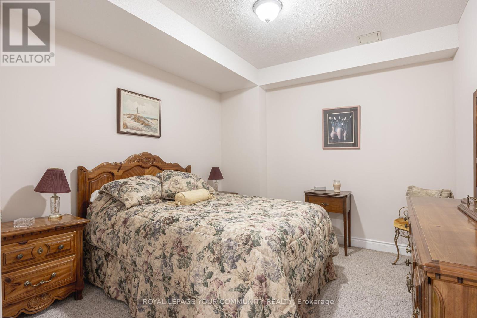 Photo 24 of 17 50 Renaissance Point, New Tecumseth ON