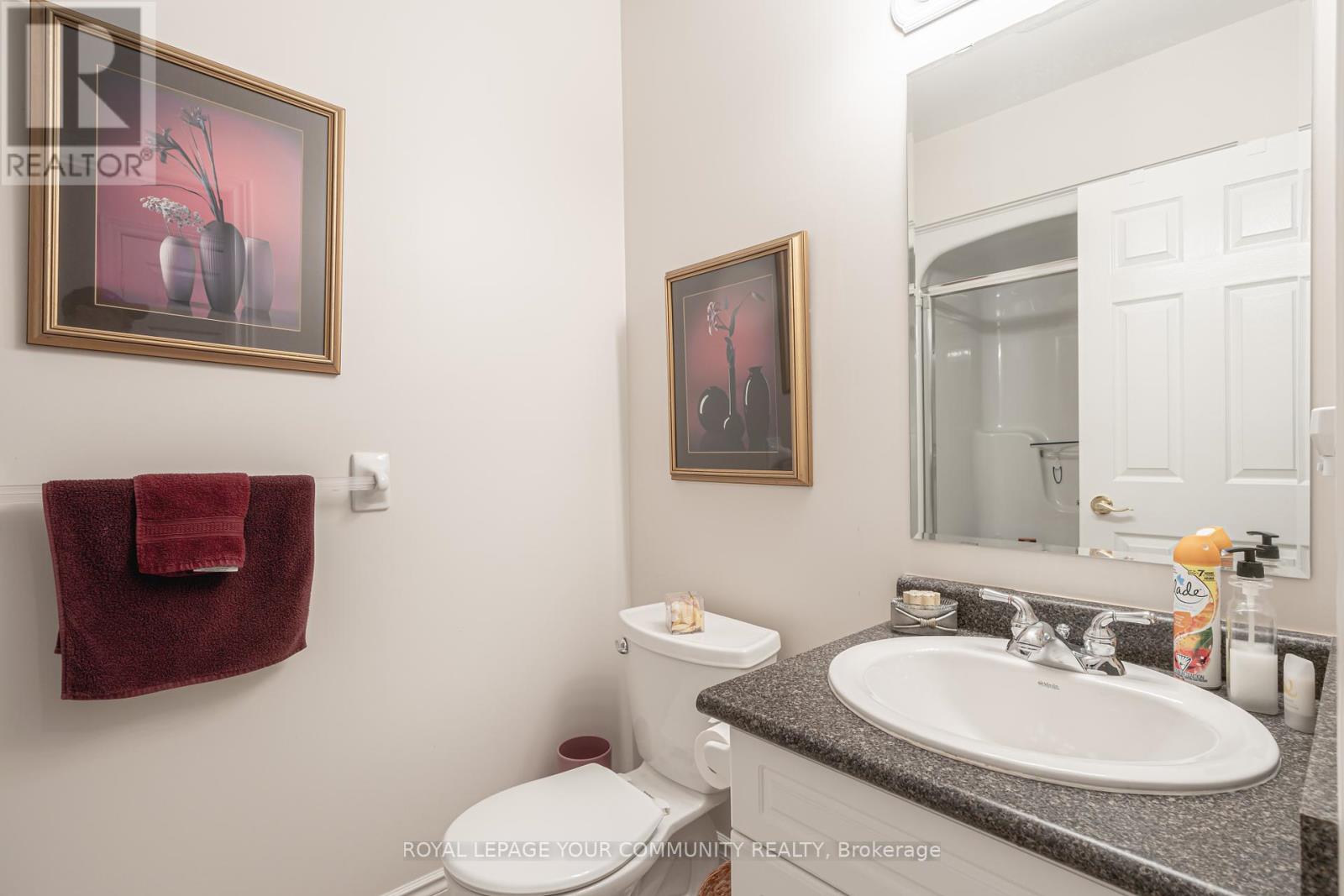Photo 26 of 17 50 Renaissance Point, New Tecumseth ON