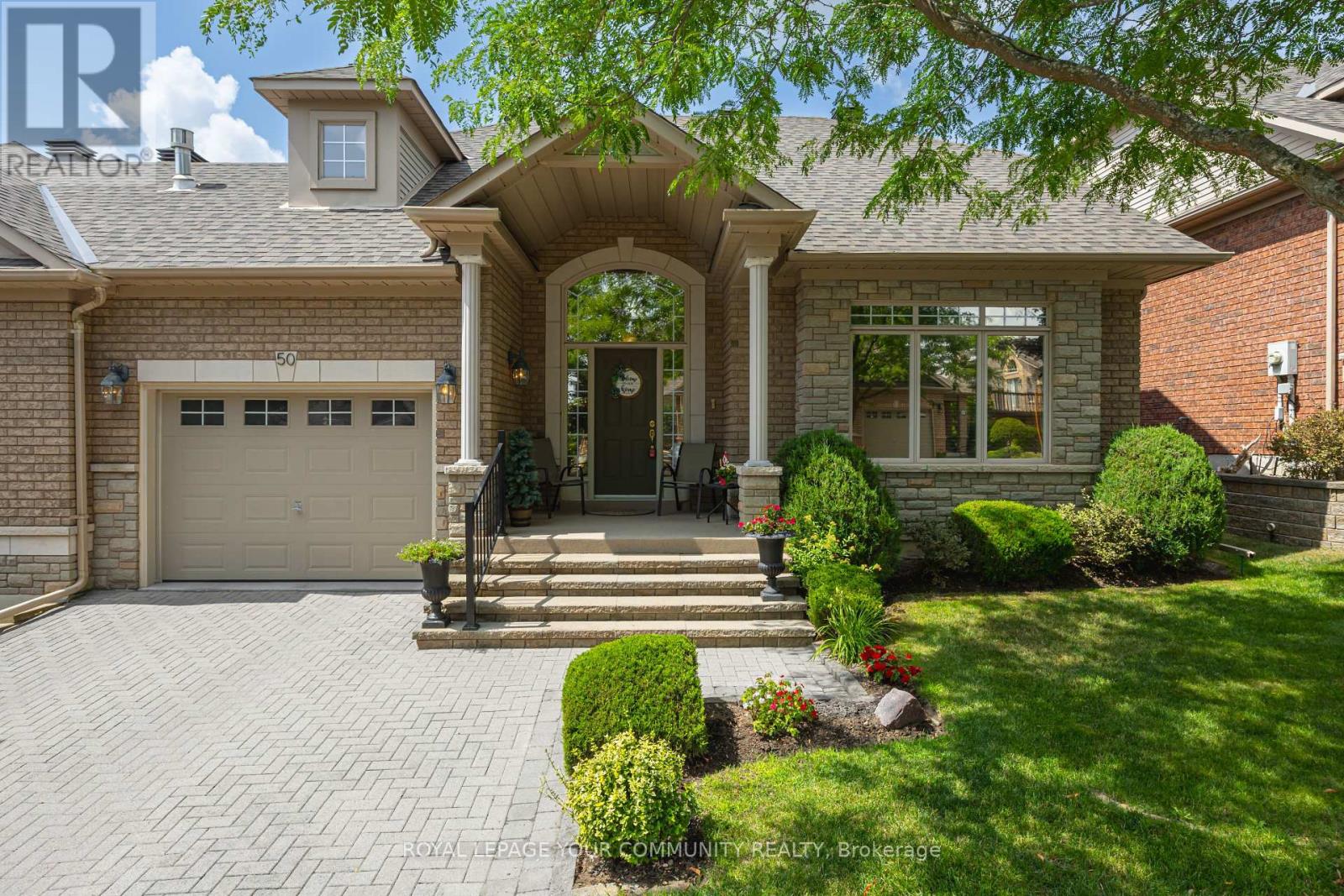 Photo 3 of 17 50 Renaissance Point, New Tecumseth ON