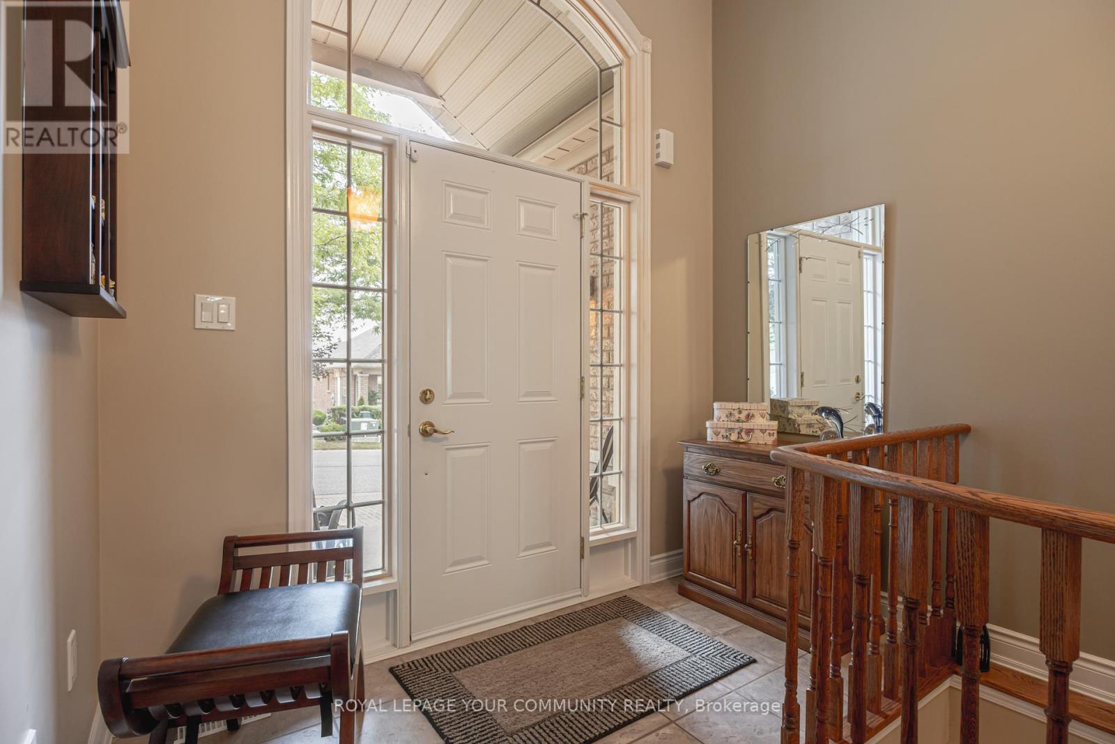 Photo 4 of 17 50 Renaissance Point, New Tecumseth ON