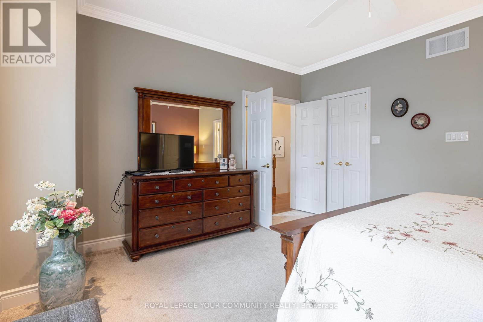 Photo 7 of 17 50 Renaissance Point, New Tecumseth ON