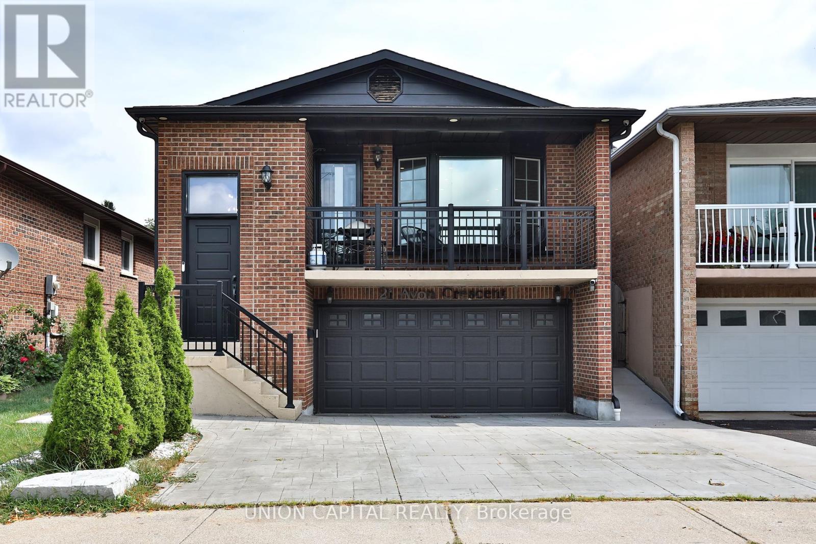Photo 1 of 21 Avon Crescent, Vaughan ON