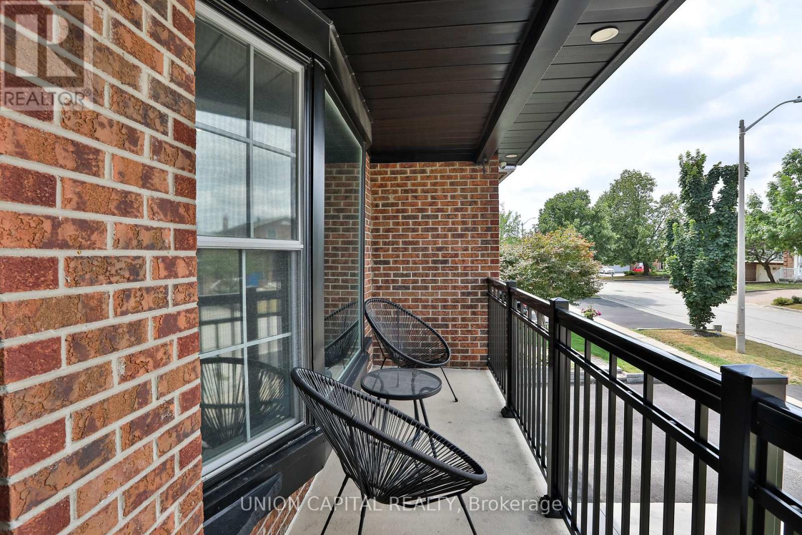 Photo 44 of 21 Avon Crescent, Vaughan ON