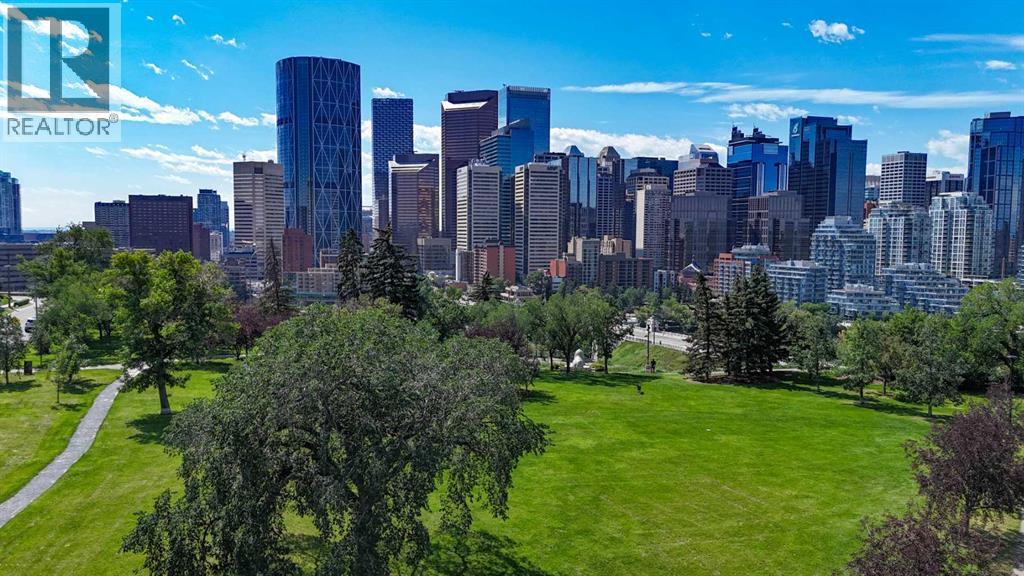 Single Family House for Sale in    Avenue NE Crescent Heights Calgary 