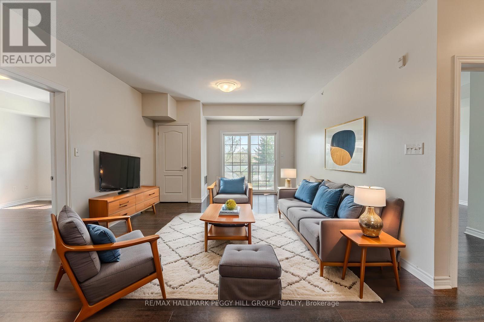Photo 13 of 305 45 Ferndale Drive S, Barrie ON