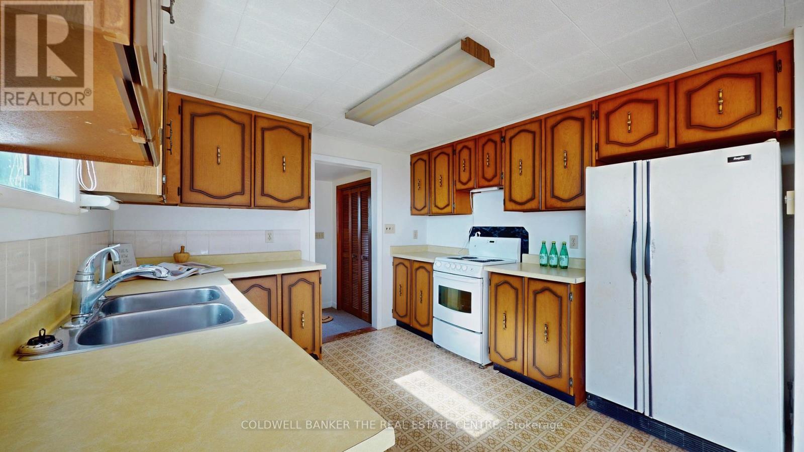 Photo 12 of 3529 Bayou Road, Severn ON