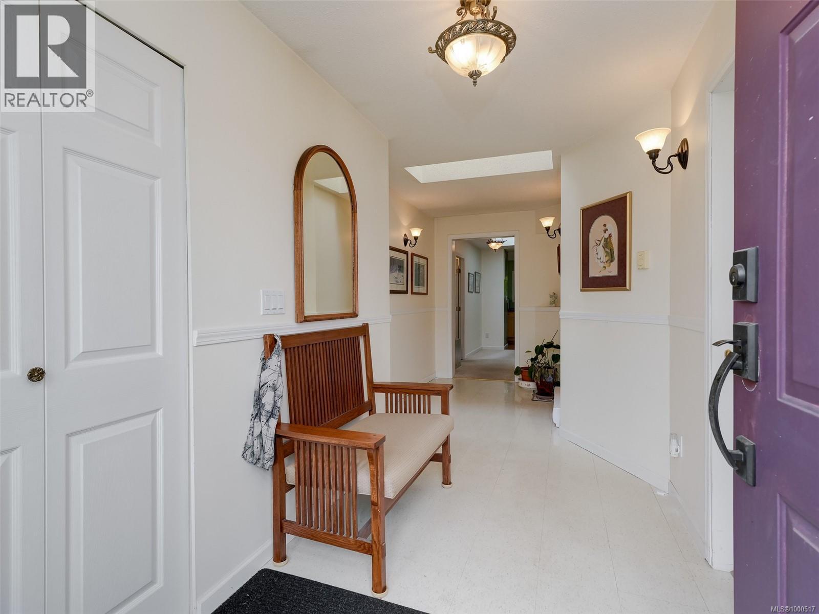 Photo 19 of 4039 Angeleah Pl, Saanich BC