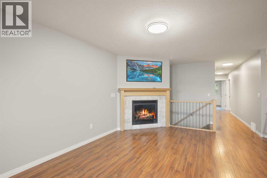 Photo 14 of 5531 52 Avenueclose, Innisfail AB