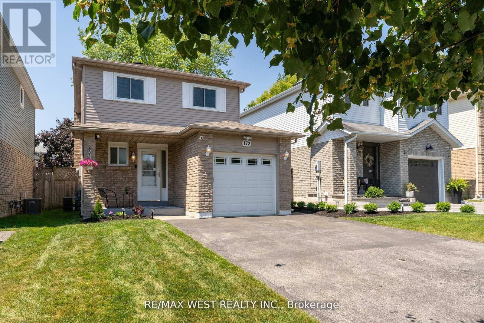 Photo 1 of 172 Lichen Crescent, Oshawa ON
