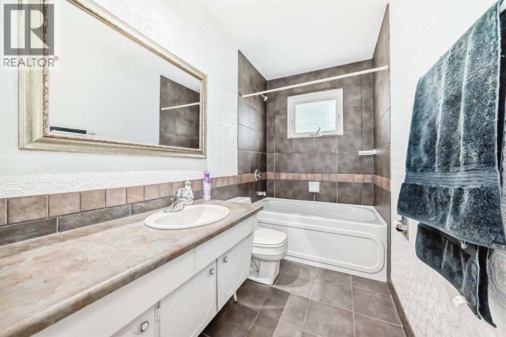 Single Family House Bi-level for Sale in  Marshall Road NE Marlborough Calgary 