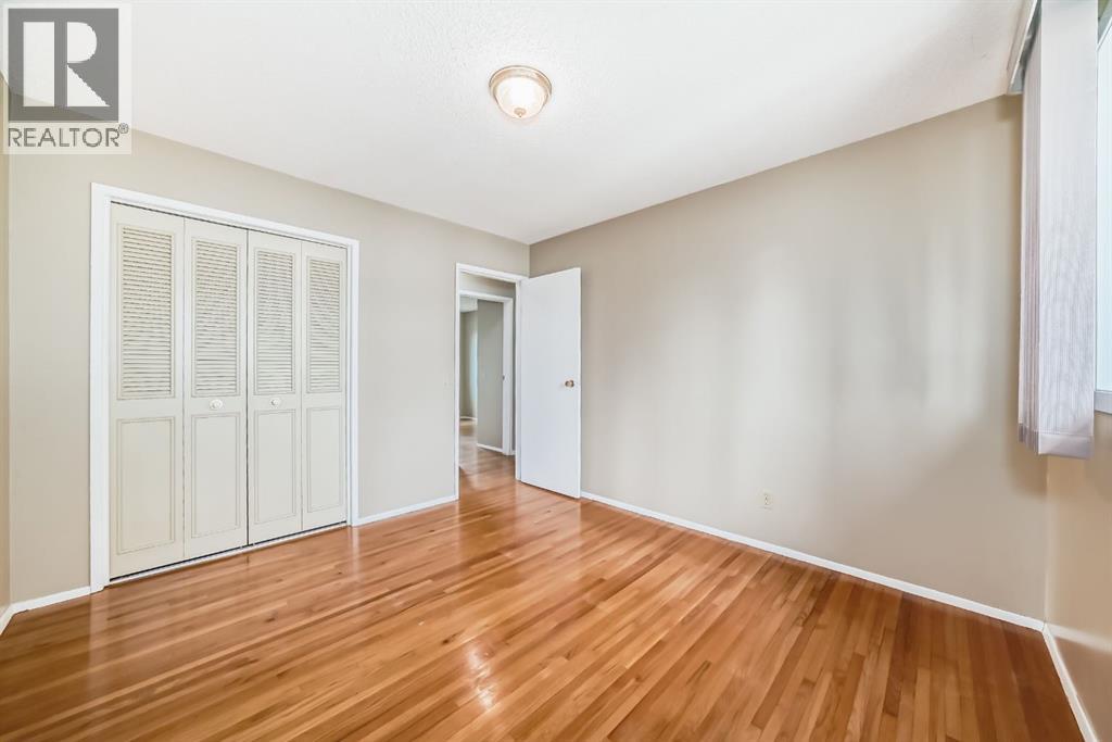 Single Family House Bi-level for Sale in  Marshall Road NE Marlborough Calgary 