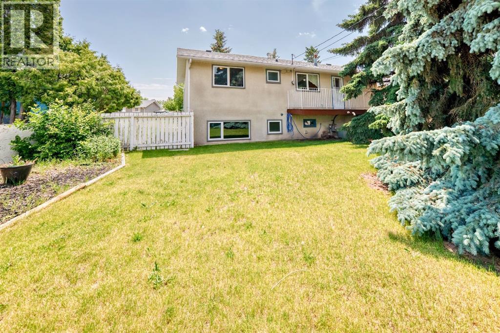 Single Family House Bi-level for Sale in  Marshall Road NE Marlborough Calgary 