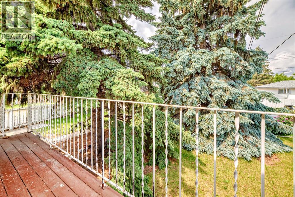 Single Family House Bi-level for Sale in  Marshall Road NE Marlborough Calgary 