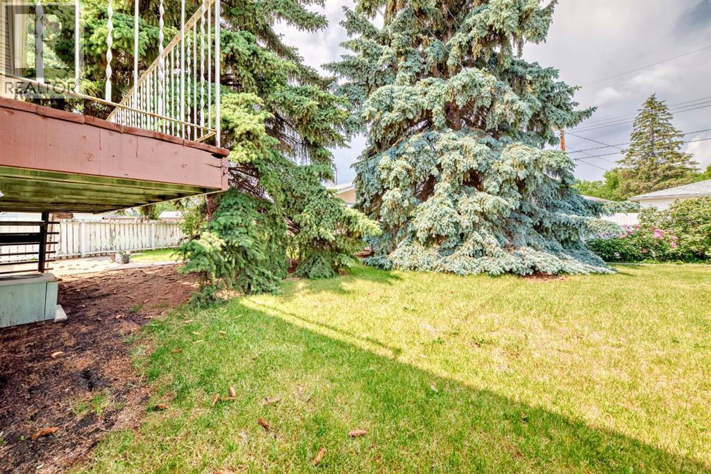 Single Family House Bi-level for Sale in  Marshall Road NE Marlborough Calgary 