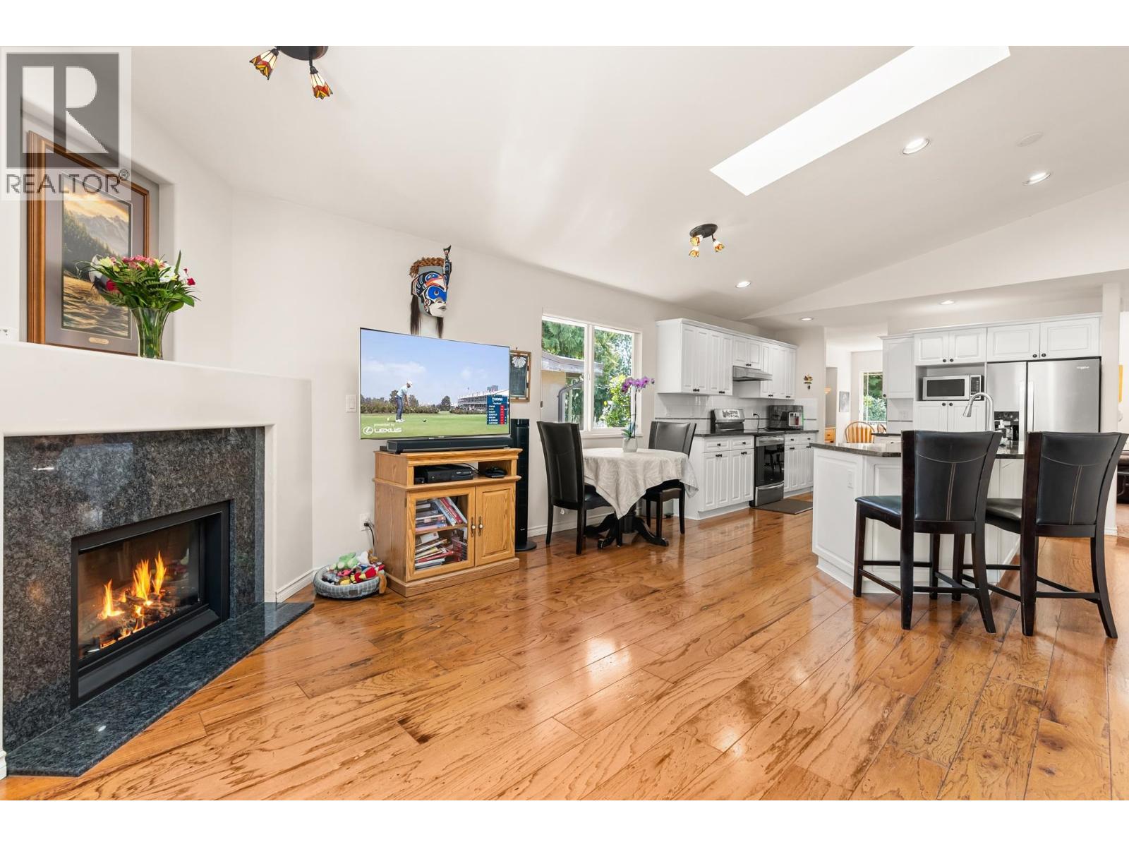 2615 LARKIN AVENUE, Port Coquitlam