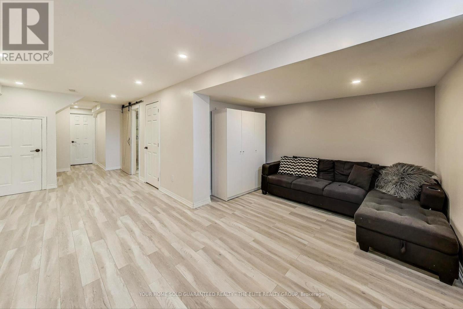 Photo 4 of 7 Lotus Street, Brampton ON