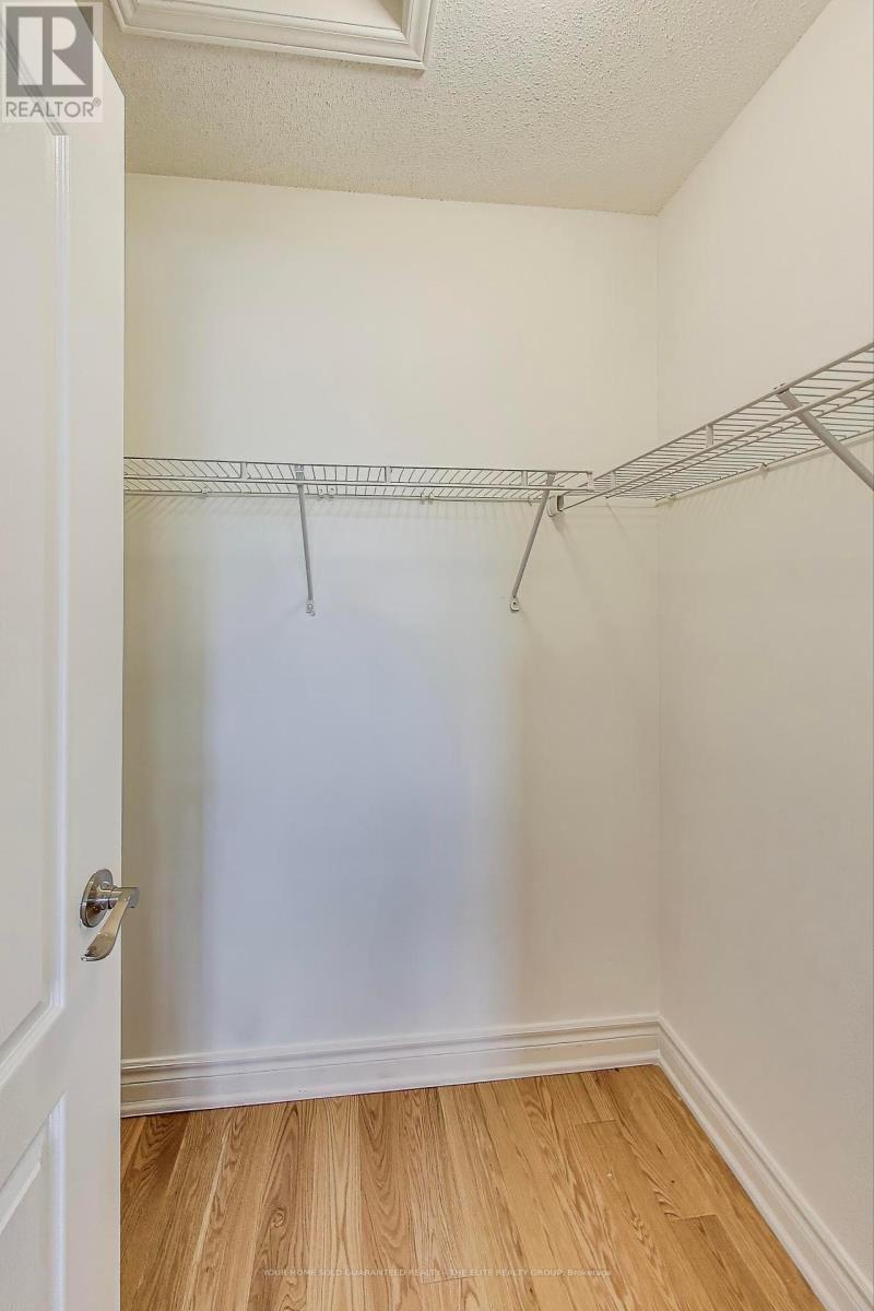 Photo 24 of 7 Lotus Street, Brampton ON