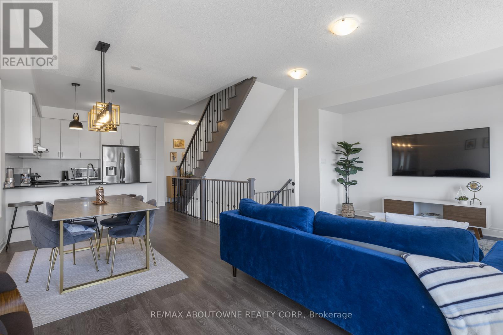 Photo 25 of 1421 Clarriage Court, Milton ON