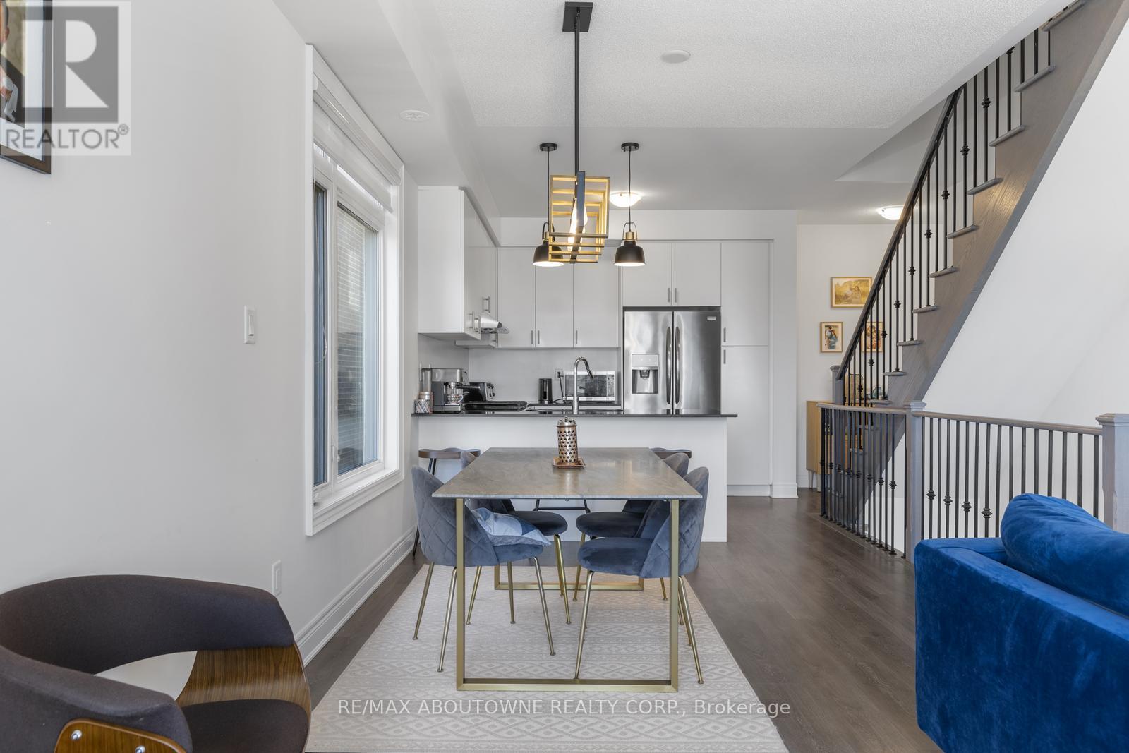 Photo 32 of 1421 Clarriage Court, Milton ON