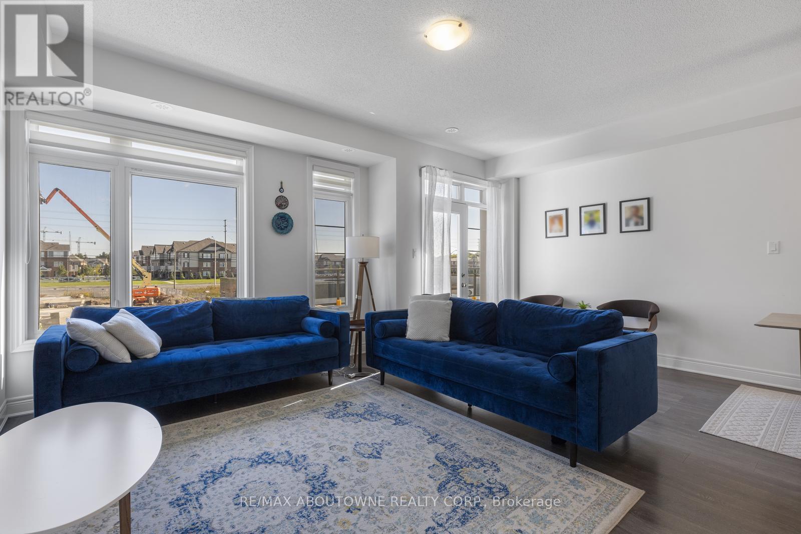 Photo 17 of 1421 Clarriage Court, Milton ON