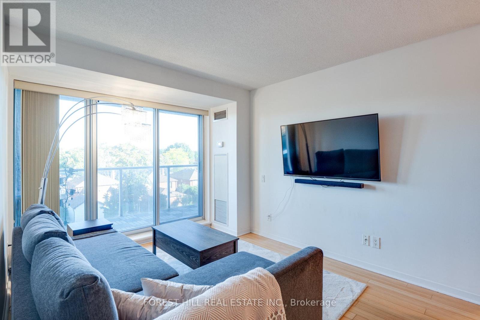 Photo 22 of 301 1040 The Queensway Avenue, Toronto ON