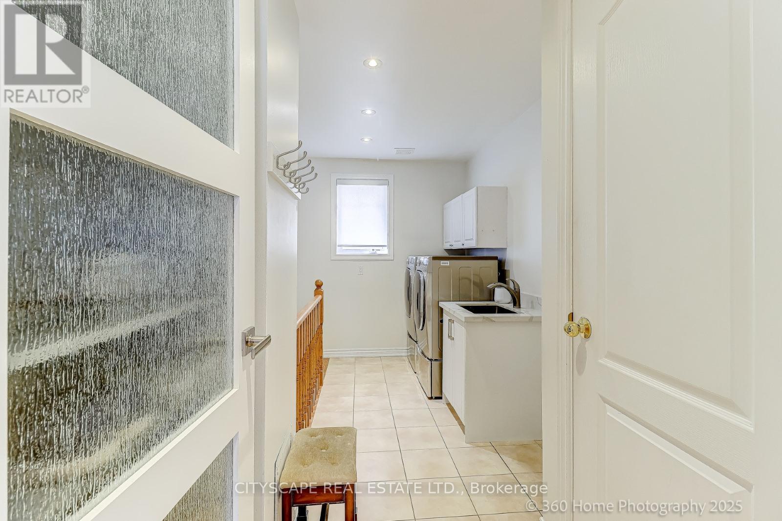 Photo 10 of 4 Hellyer Avenue, Brampton ON