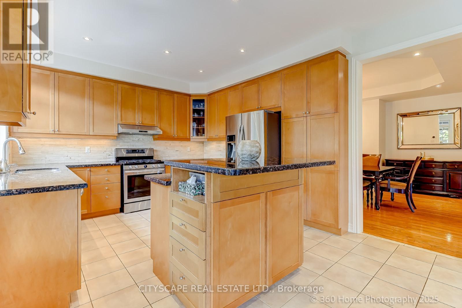 Photo 14 of 4 Hellyer Avenue, Brampton ON