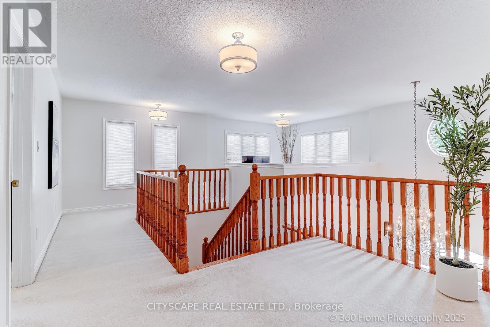 Photo 18 of 4 Hellyer Avenue, Brampton ON