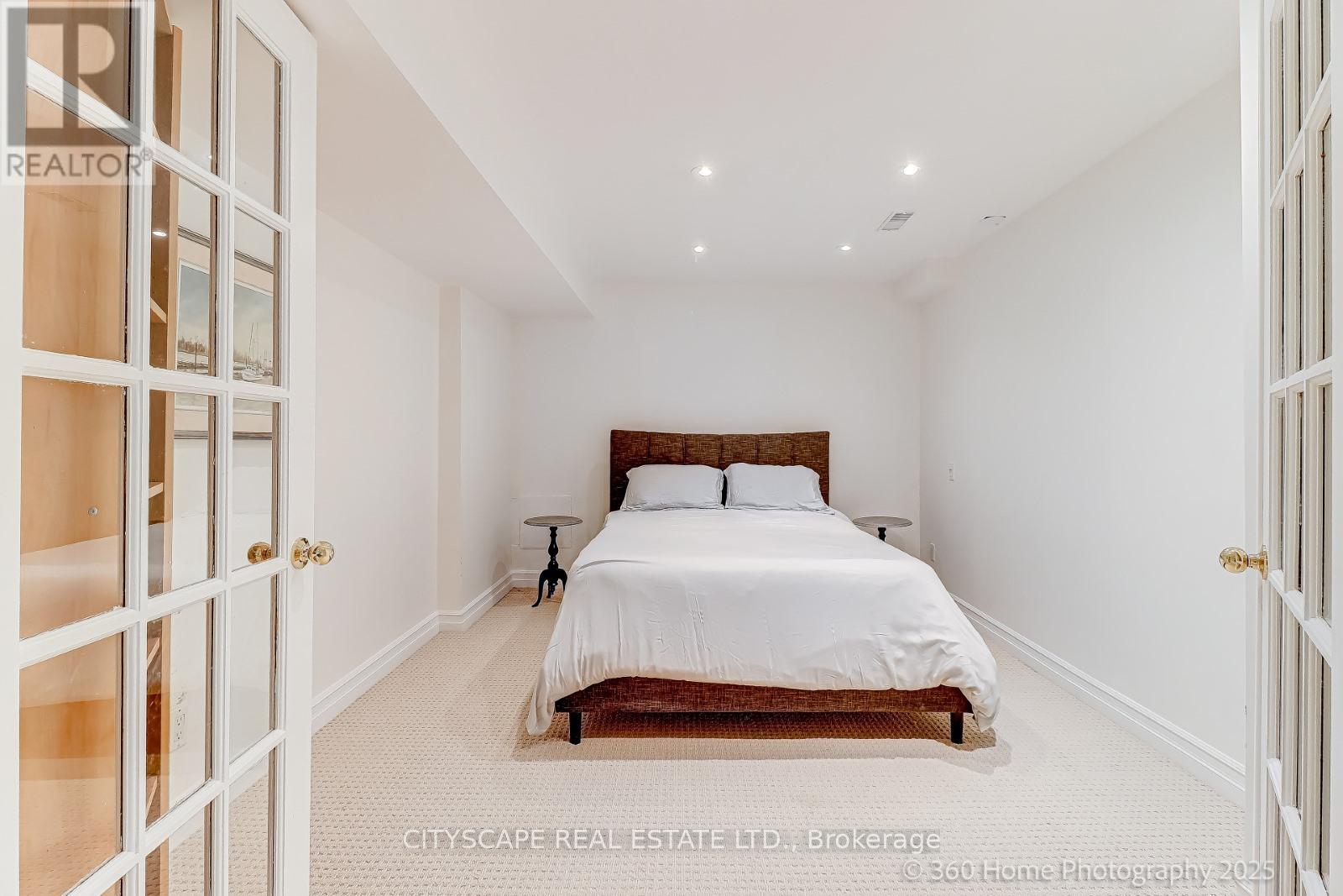 Photo 28 of 4 Hellyer Avenue, Brampton ON