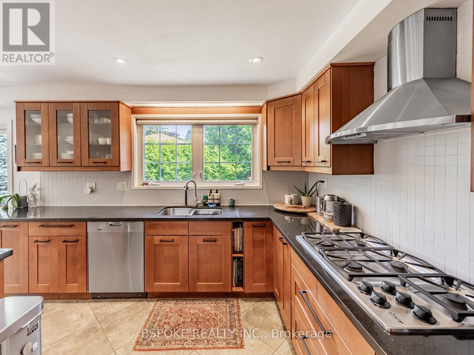 Photo 11 of 2254 Denise Road, Mississauga ON