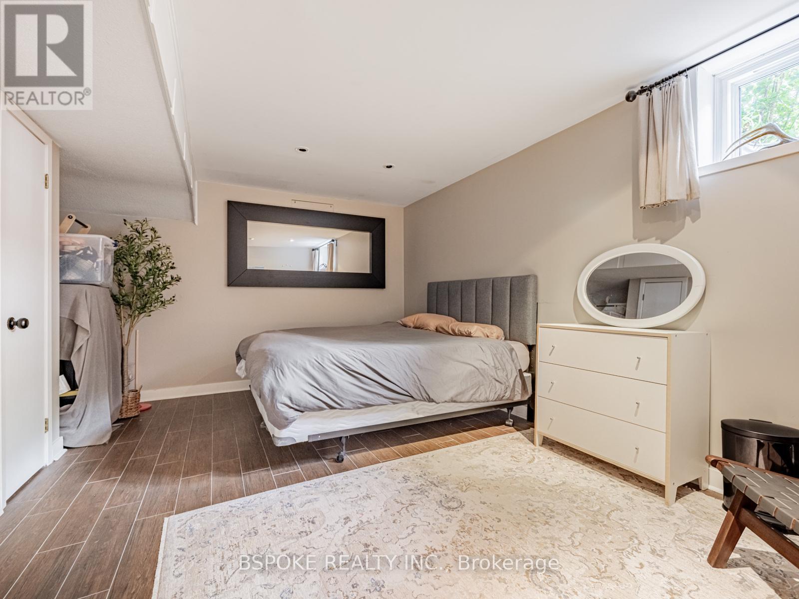 Photo 31 of 2254 Denise Road, Mississauga ON