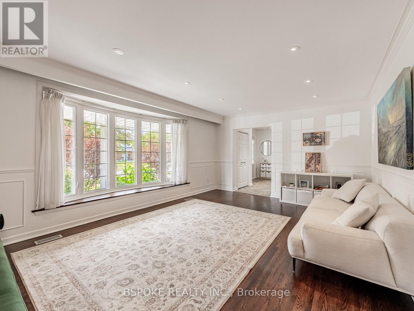 Photo 5 of 2254 Denise Road, Mississauga ON