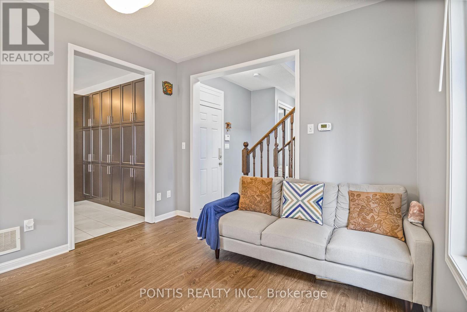 Photo 8 of 25 Francis Lundy Street, Brampton ON