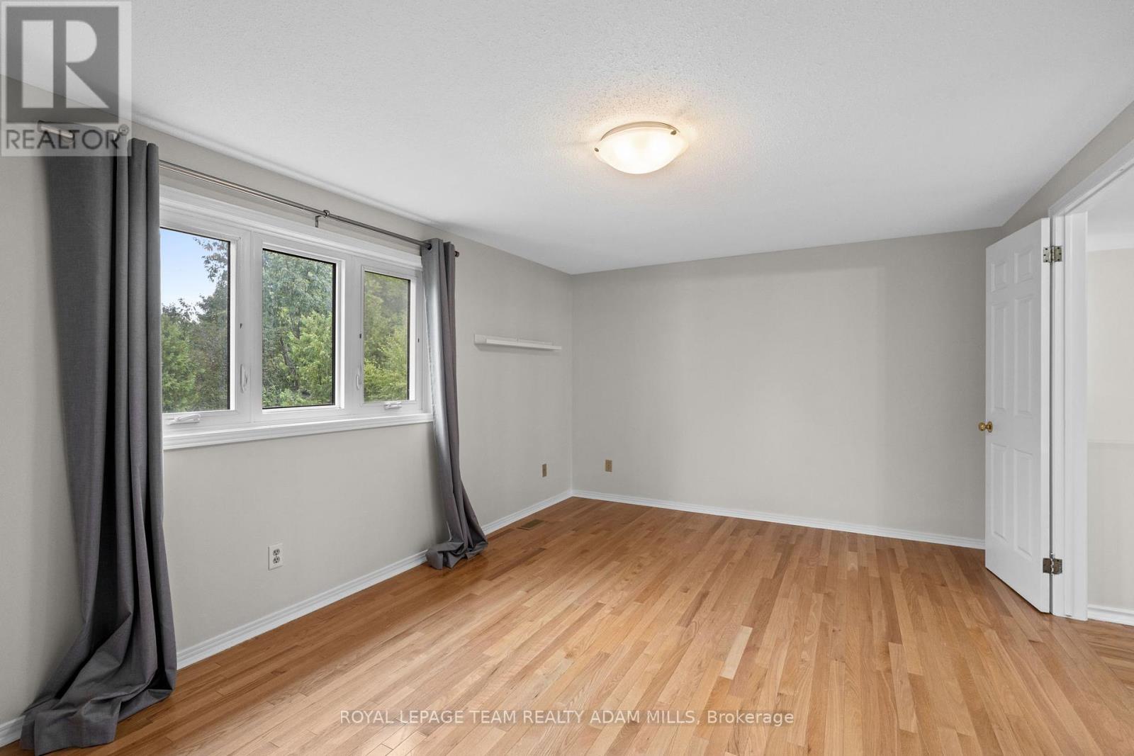Photo 22 of 22 Fireside Crescent, Ottawa ON