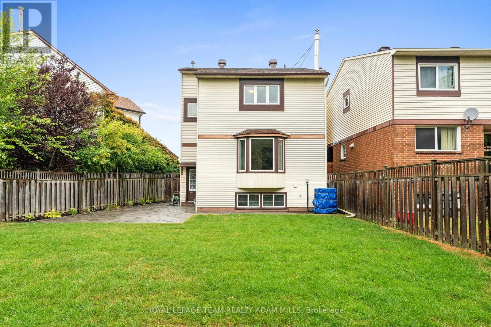 Photo 34 of 22 Fireside Crescent, Ottawa ON