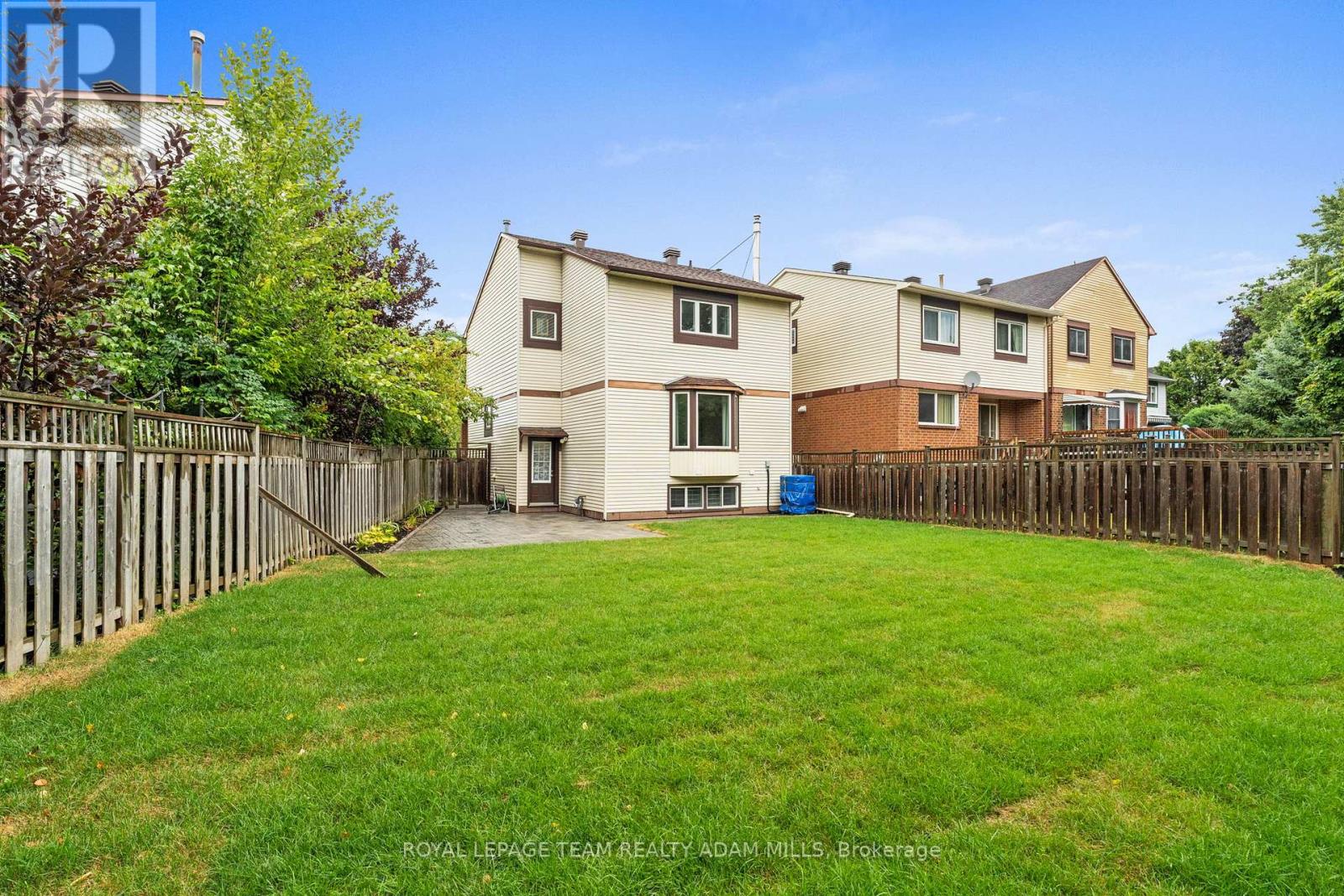 Photo 35 of 22 Fireside Crescent, Ottawa ON