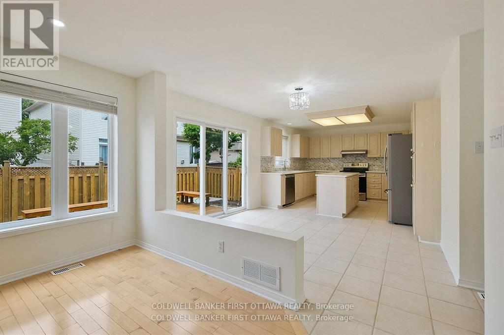 Photo 36 of 107 Columbia Avenue, Ottawa ON