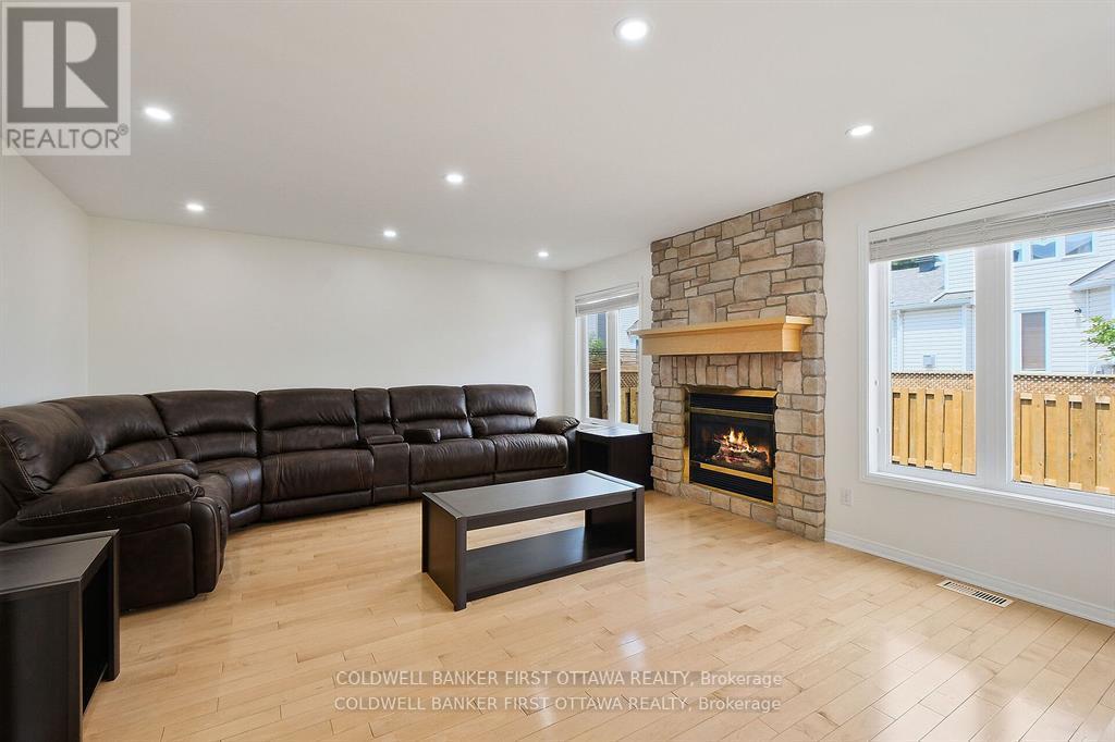 Photo 21 of 107 Columbia Avenue, Ottawa ON