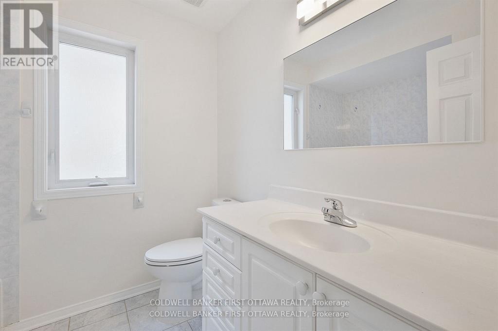 Photo 30 of 107 Columbia Avenue, Ottawa ON