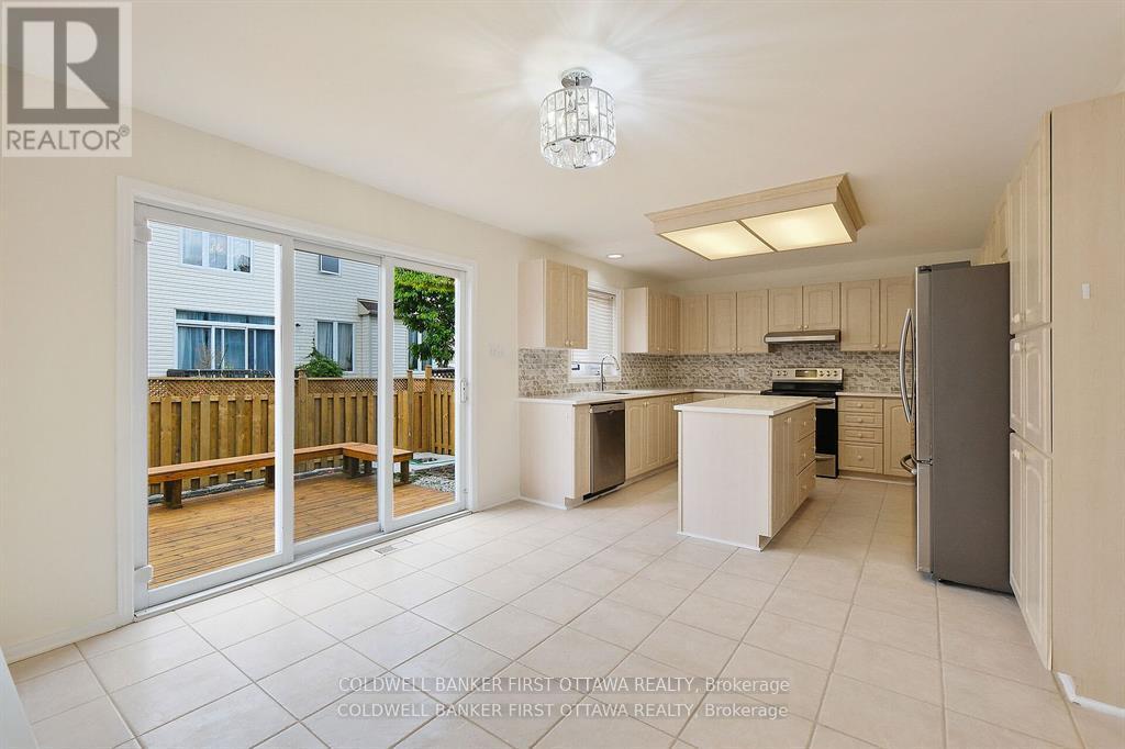 Photo 37 of 107 Columbia Avenue, Ottawa ON