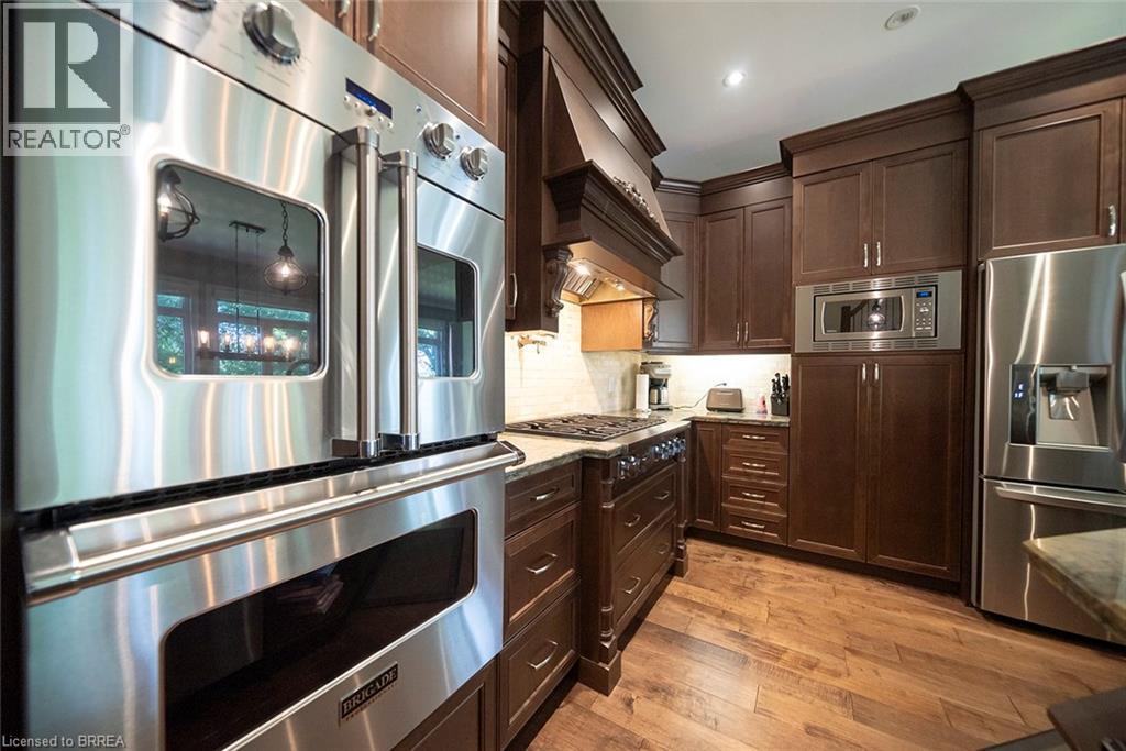 Photo 25 of 158 Willow Street Unit 2, Paris ON